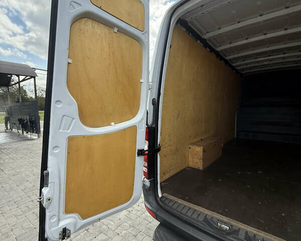 Белый Мерседес Sprinter, объемом двигателя 2.2 л и пробегом 325 тыс. км за 19000 $, фото 22 на Automoto.ua