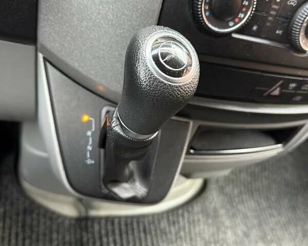 Білий Мерседес Sprinter, об'ємом двигуна 0 л та пробігом 329 тис. км за 18900 $, фото 2 на Automoto.ua