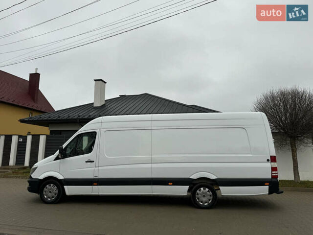 Белый Мерседес Sprinter, объемом двигателя 2.2 л и пробегом 245 тыс. км за 18800 $, фото 9 на Automoto.ua