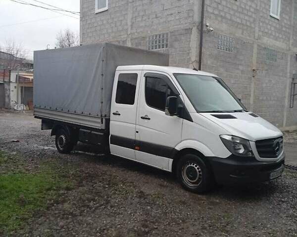 Белый Мерседес Sprinter, объемом двигателя 2.1 л и пробегом 189 тыс. км за 21500 $, фото 3 на Automoto.ua
