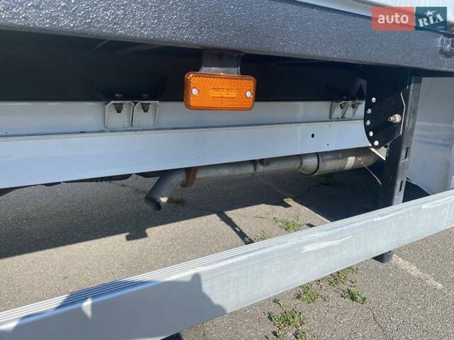 Белый Мерседес Sprinter, объемом двигателя 2.2 л и пробегом 155 тыс. км за 25900 $, фото 21 на Automoto.ua