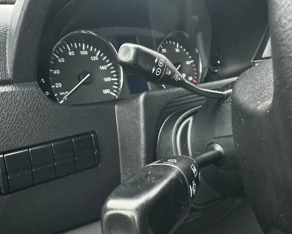 Білий Мерседес Sprinter, об'ємом двигуна 2.2 л та пробігом 245 тис. км за 18700 $, фото 21 на Automoto.ua