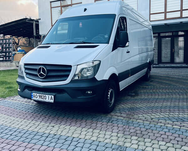 Белый Мерседес Sprinter, объемом двигателя 2.1 л и пробегом 410 тыс. км за 17500 $, фото 22 на Automoto.ua