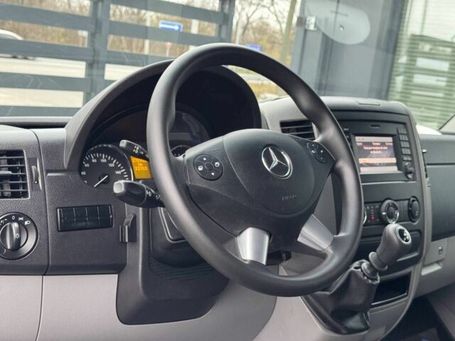 Белый Мерседес Sprinter, объемом двигателя 2.2 л и пробегом 278 тыс. км за 21750 $, фото 16 на Automoto.ua