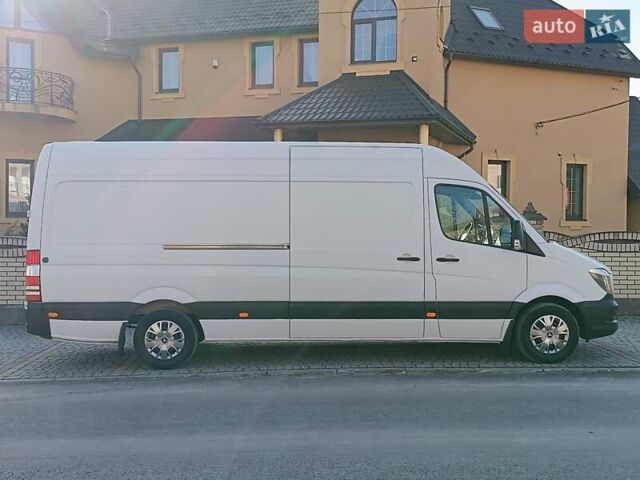 Белый Мерседес Sprinter, объемом двигателя 2.2 л и пробегом 370 тыс. км за 17550 $, фото 18 на Automoto.ua