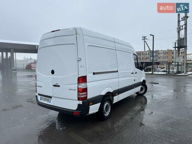 Белый Мерседес Sprinter, объемом двигателя 2.2 л и пробегом 298 тыс. км за 13900 $, фото 13 на Automoto.ua