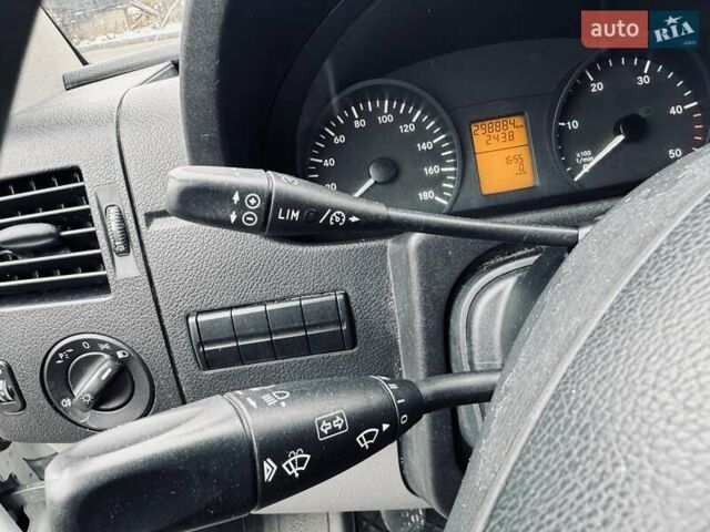 Белый Мерседес Sprinter, объемом двигателя 2.2 л и пробегом 298 тыс. км за 13900 $, фото 65 на Automoto.ua