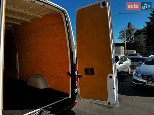 Мерседес Sprinter 2016 у Вінниці на Automoto.ua Білий Мерседес Sprinter, об'ємом двигуна 2.2 л та пробігом 316 тис. км за 14999 $, фото 19 на Automoto.ua