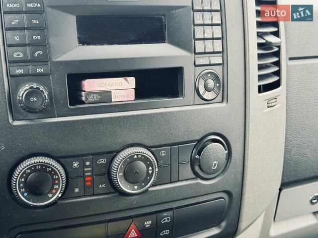 Белый Мерседес Sprinter, объемом двигателя 2.2 л и пробегом 298 тыс. км за 13900 $, фото 37 на Automoto.ua