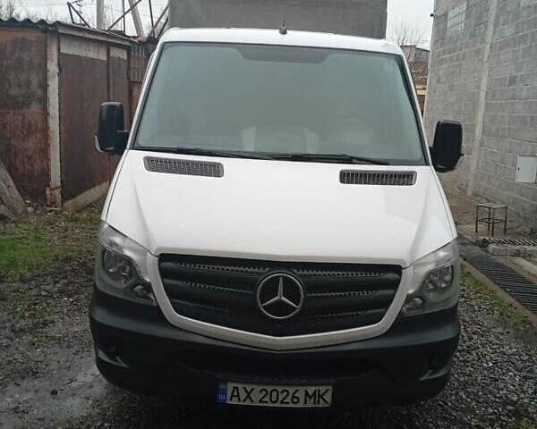 Белый Мерседес Sprinter, объемом двигателя 2.1 л и пробегом 189 тыс. км за 21500 $, фото 1 на Automoto.ua