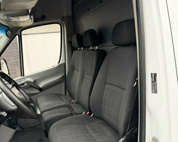 Білий Мерседес Sprinter, об'ємом двигуна 0 л та пробігом 264 тис. км за 18500 $, фото 10 на Automoto.ua