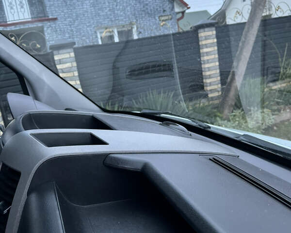 Білий Мерседес Sprinter, об'ємом двигуна 2.2 л та пробігом 245 тис. км за 18700 $, фото 12 на Automoto.ua