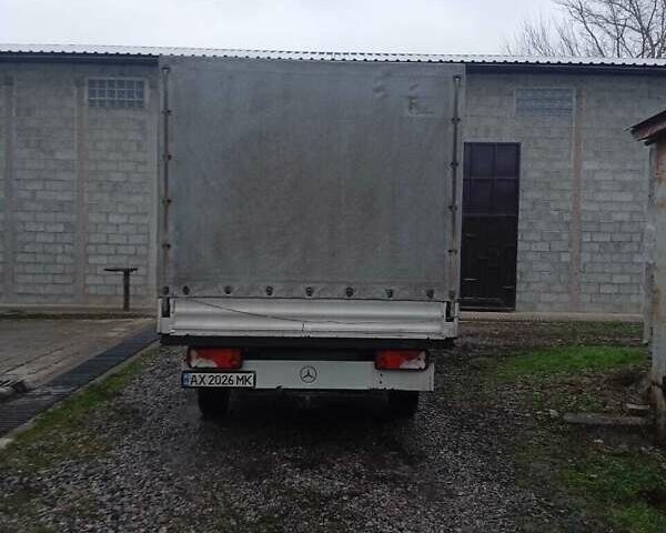 Белый Мерседес Sprinter, объемом двигателя 2.1 л и пробегом 189 тыс. км за 21500 $, фото 2 на Automoto.ua