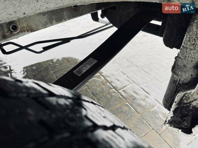 Белый Мерседес Sprinter, объемом двигателя 2.2 л и пробегом 298 тыс. км за 13900 $, фото 66 на Automoto.ua