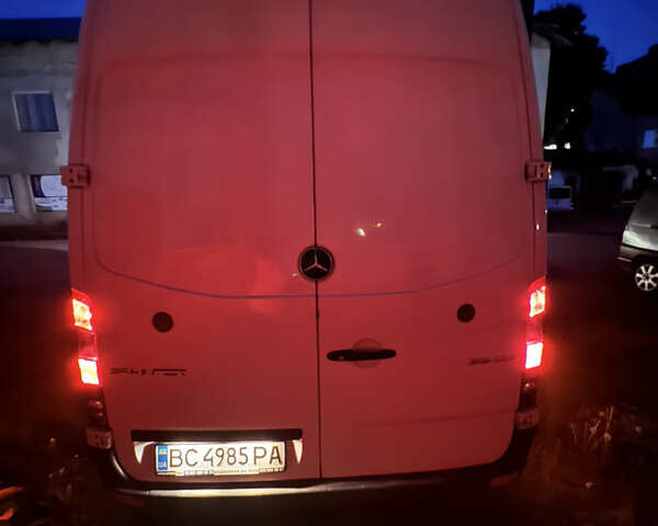 Білий Мерседес Sprinter, об'ємом двигуна 2.14 л та пробігом 301 тис. км за 18000 $, фото 22 на Automoto.ua