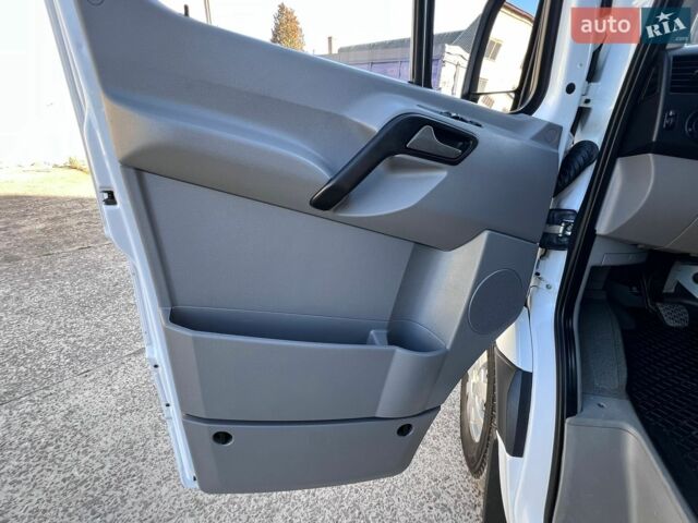 Білий Мерседес Sprinter, об'ємом двигуна 2.2 л та пробігом 254 тис. км за 18599 $, фото 30 на Automoto.ua