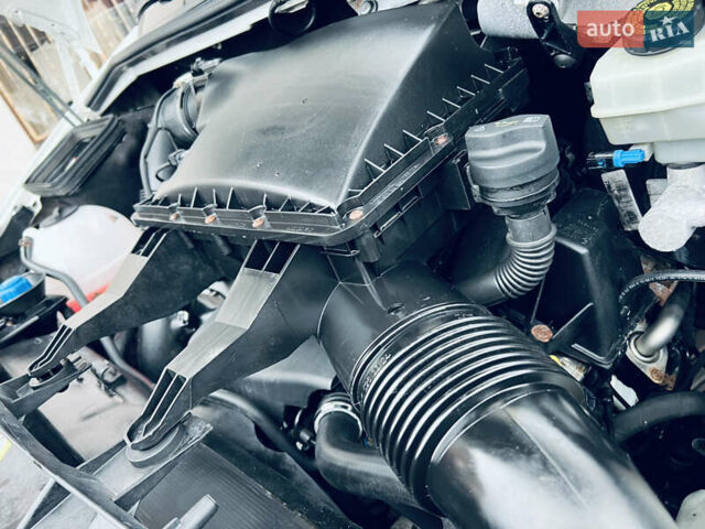 Белый Мерседес Sprinter, объемом двигателя 0 л и пробегом 3 тыс. км за 17900 $, фото 3 на Automoto.ua