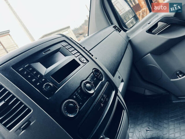 Белый Мерседес Sprinter, объемом двигателя 2.1 л и пробегом 410 тыс. км за 17500 $, фото 51 на Automoto.ua