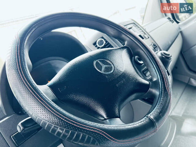 Белый Мерседес Sprinter, объемом двигателя 2.1 л и пробегом 410 тыс. км за 17500 $, фото 19 на Automoto.ua