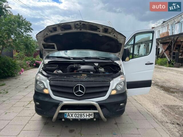 Белый Мерседес Sprinter, объемом двигателя 2.14 л и пробегом 349 тыс. км за 14500 $, фото 5 на Automoto.ua