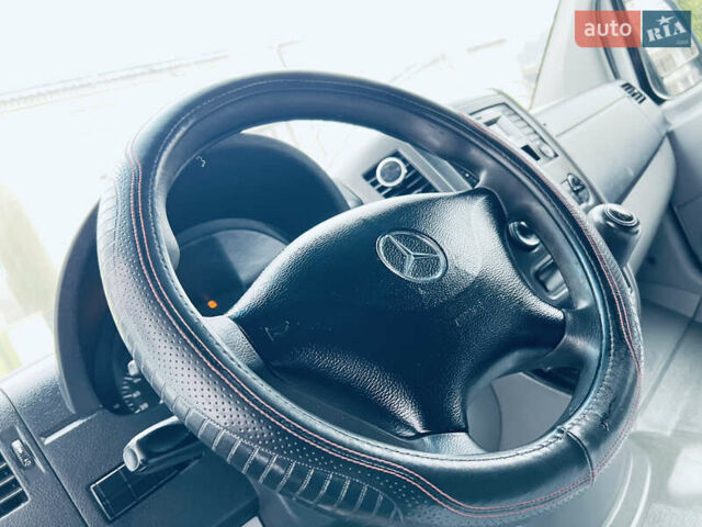 Белый Мерседес Sprinter, объемом двигателя 2.1 л и пробегом 410 тыс. км за 17500 $, фото 13 на Automoto.ua