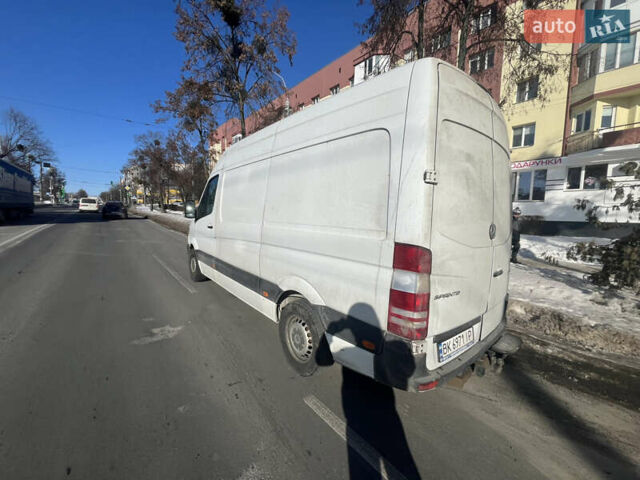 Белый Мерседес Sprinter, объемом двигателя 2.14 л и пробегом 541 тыс. км за 16500 $, фото 4 на Automoto.ua