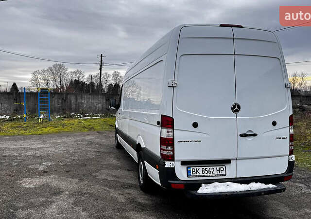 Білий Мерседес Sprinter, об'ємом двигуна 2.2 л та пробігом 312 тис. км за 19500 $, фото 1 на Automoto.ua
