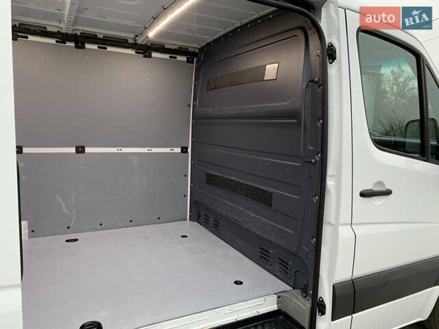 Білий Мерседес Sprinter, об'ємом двигуна 2.2 л та пробігом 162 тис. км за 19300 $, фото 36 на Automoto.ua