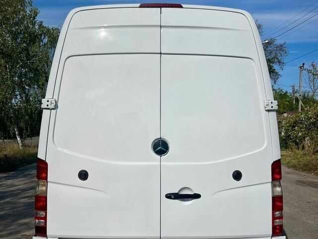 Білий Мерседес Sprinter, об'ємом двигуна 3 л та пробігом 492 тис. км за 23700 $, фото 7 на Automoto.ua