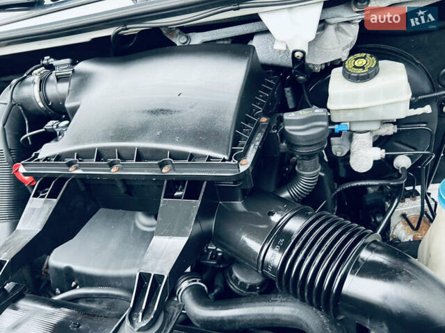 Белый Мерседес Sprinter, объемом двигателя 2.1 л и пробегом 410 тыс. км за 17500 $, фото 42 на Automoto.ua