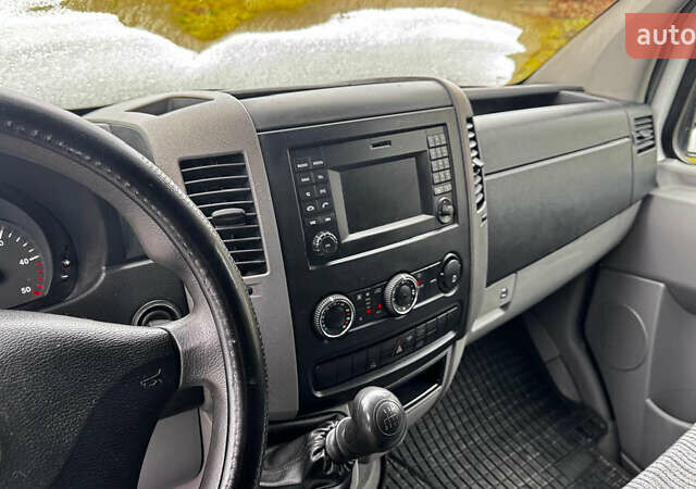Білий Мерседес Sprinter, об'ємом двигуна 2.2 л та пробігом 312 тис. км за 19500 $, фото 13 на Automoto.ua