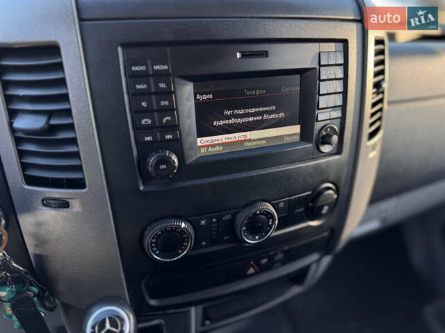 Белый Мерседес Sprinter, объемом двигателя 2.2 л и пробегом 338 тыс. км за 20500 $, фото 27 на Automoto.ua