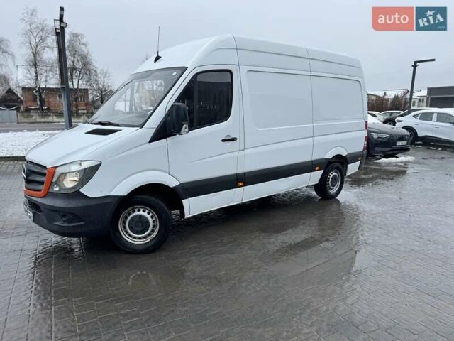 Белый Мерседес Sprinter, объемом двигателя 2.2 л и пробегом 298 тыс. км за 13900 $, фото 1 на Automoto.ua