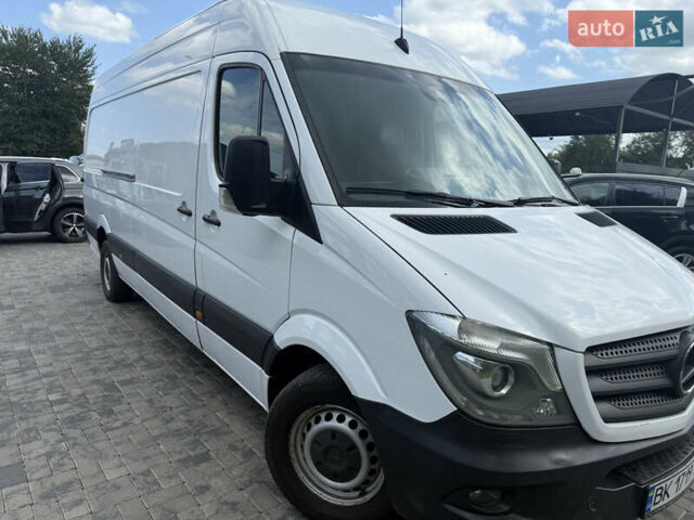 Белый Мерседес Sprinter, объемом двигателя 2.2 л и пробегом 325 тыс. км за 19000 $, фото 1 на Automoto.ua
