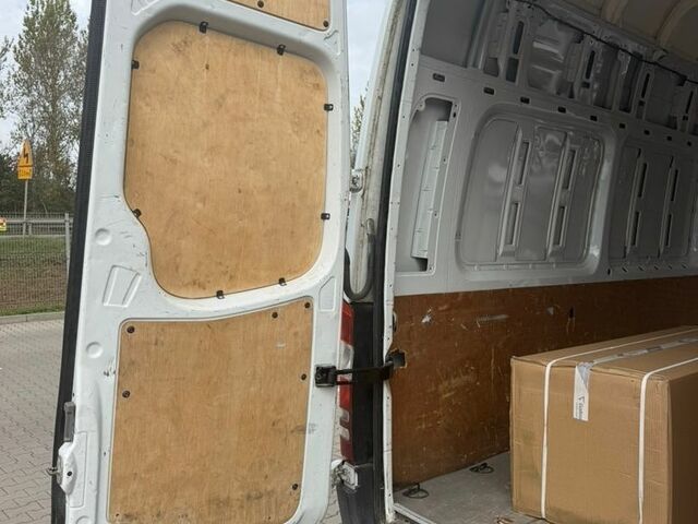 Білий Мерседес Sprinter, об'ємом двигуна 2.2 л та пробігом 360 тис. км за 16000 $, фото 16 на Automoto.ua