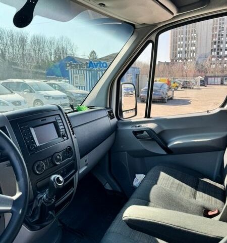 Білий Мерседес Sprinter, об'ємом двигуна 2.1 л та пробігом 401 тис. км за 17000 $, фото 10 на Automoto.ua