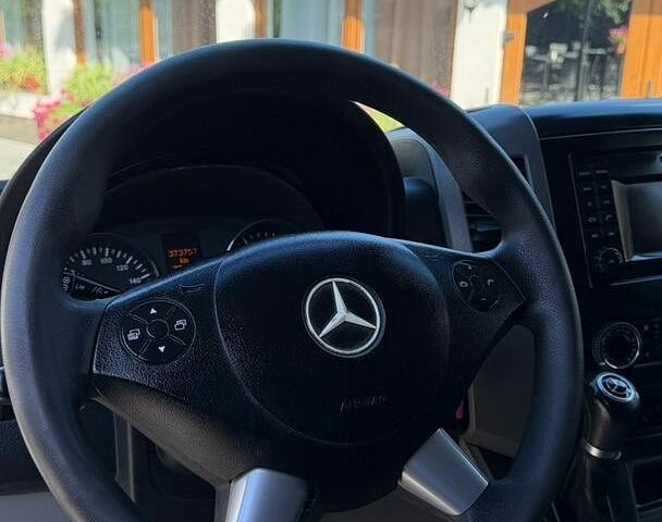 Белый Мерседес Sprinter, объемом двигателя 3 л и пробегом 480 тыс. км за 19999 $, фото 45 на Automoto.ua