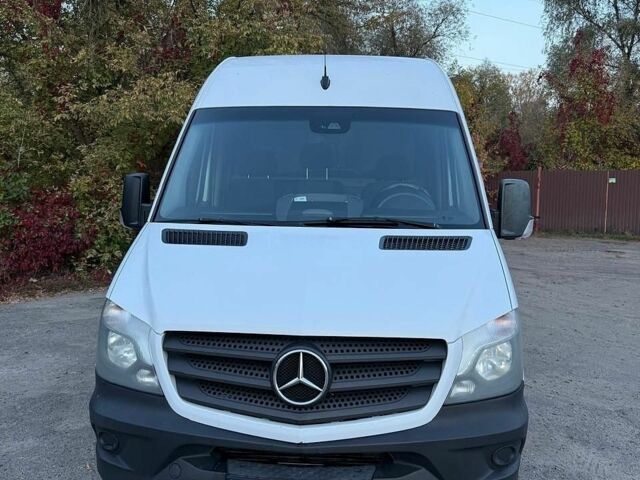Белый Мерседес Sprinter, объемом двигателя 2.1 л и пробегом 460 тыс. км за 21500 $, фото 1 на Automoto.ua