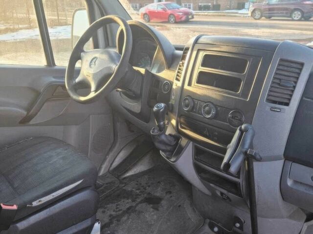 Білий Мерседес Sprinter, об'ємом двигуна 2.1 л та пробігом 73 тис. км за 8500 $, фото 9 на Automoto.ua