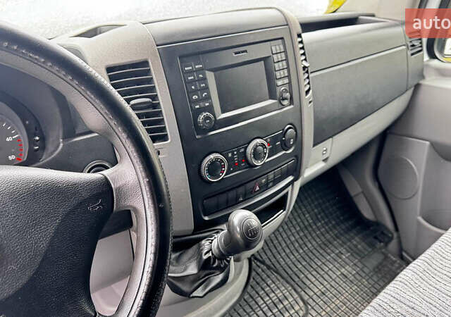 Білий Мерседес Sprinter, об'ємом двигуна 2.2 л та пробігом 312 тис. км за 19500 $, фото 12 на Automoto.ua