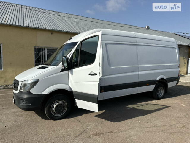 Білий Мерседес Sprinter, об'ємом двигуна 2.1 л та пробігом 300 тис. км за 24700 $, фото 1 на Automoto.ua