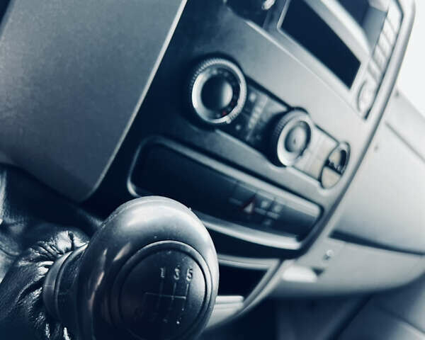 Белый Мерседес Sprinter, объемом двигателя 2.1 л и пробегом 410 тыс. км за 17500 $, фото 52 на Automoto.ua