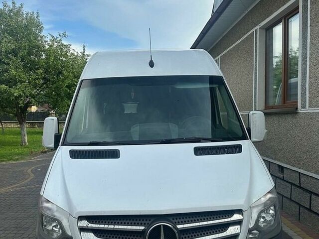 Белый Мерседес Sprinter, объемом двигателя 2.1 л и пробегом 332 тыс. км за 16900 $, фото 10 на Automoto.ua