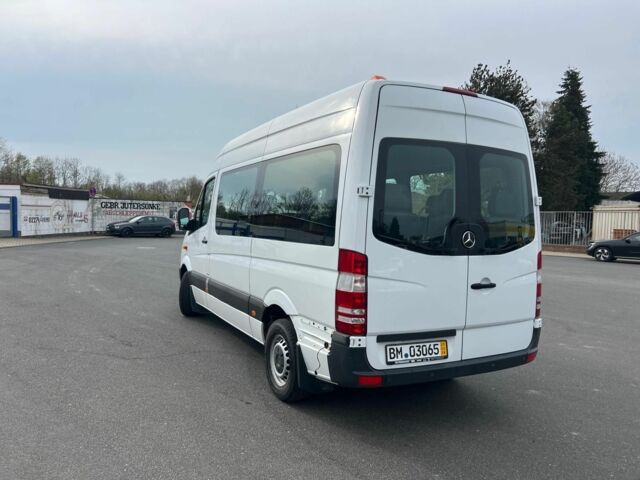 Белый Мерседес Sprinter, объемом двигателя 0 л и пробегом 250 тыс. км за 17292 $, фото 4 на Automoto.ua