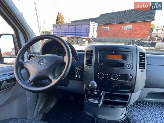 Білий Мерседес Sprinter, об'ємом двигуна 2.2 л та пробігом 254 тис. км за 18599 $, фото 29 на Automoto.ua
