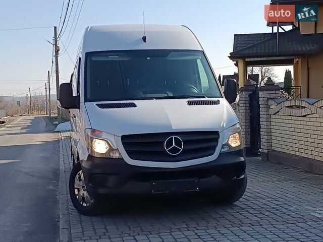 Белый Мерседес Sprinter, объемом двигателя 2.2 л и пробегом 370 тыс. км за 17550 $, фото 15 на Automoto.ua