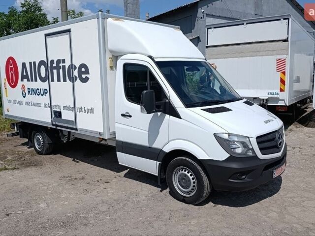 Белый Мерседес Sprinter, объемом двигателя 2.2 л и пробегом 322 тыс. км за 20650 $, фото 1 на Automoto.ua