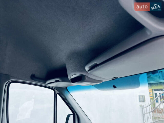 Белый Мерседес Sprinter, объемом двигателя 0 л и пробегом 3 тыс. км за 17900 $, фото 27 на Automoto.ua