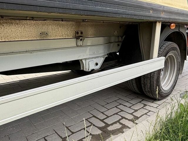 Белый Мерседес Sprinter, объемом двигателя 2.1 л и пробегом 234 тыс. км за 25000 $, фото 6 на Automoto.ua