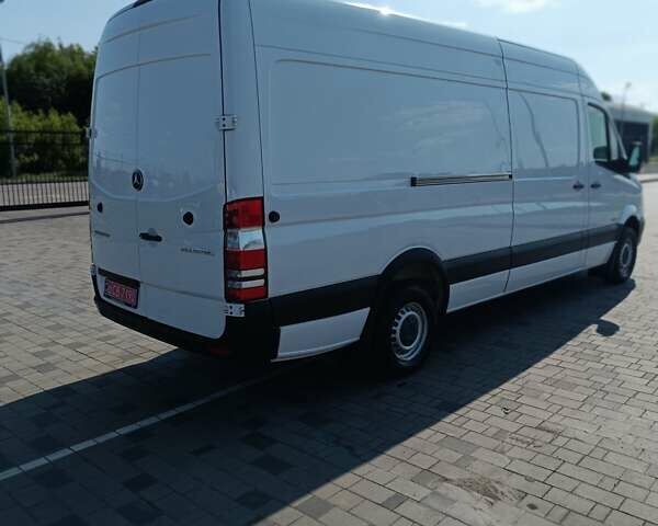 Белый Мерседес Sprinter, объемом двигателя 3 л и пробегом 280 тыс. км за 24999 $, фото 10 на Automoto.ua